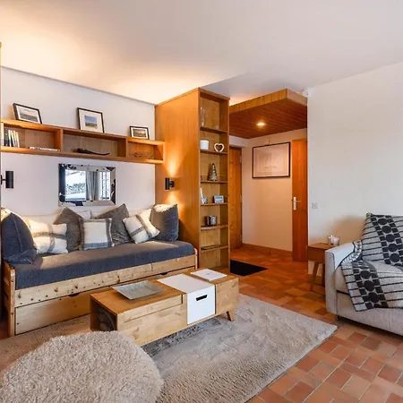 Flat - Le Whivern A Stone's Throw From The Village Centre